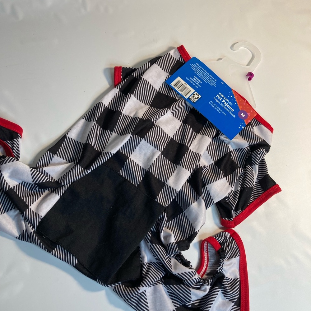 Dog black white plaid pajamas medium no print came off